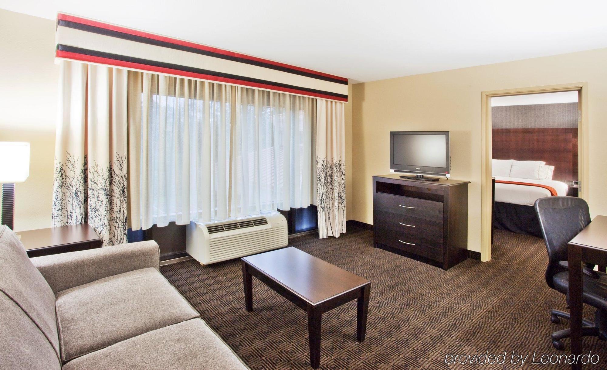 Holiday Inn Express Hotel & Suites Atlanta-Cumming By Ihg Habitación foto
